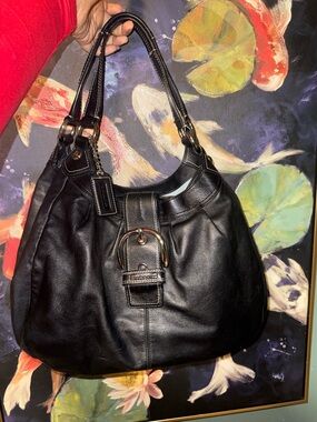 2010 COACH SOHO LEATHER HOBO SHOLDER BAG
